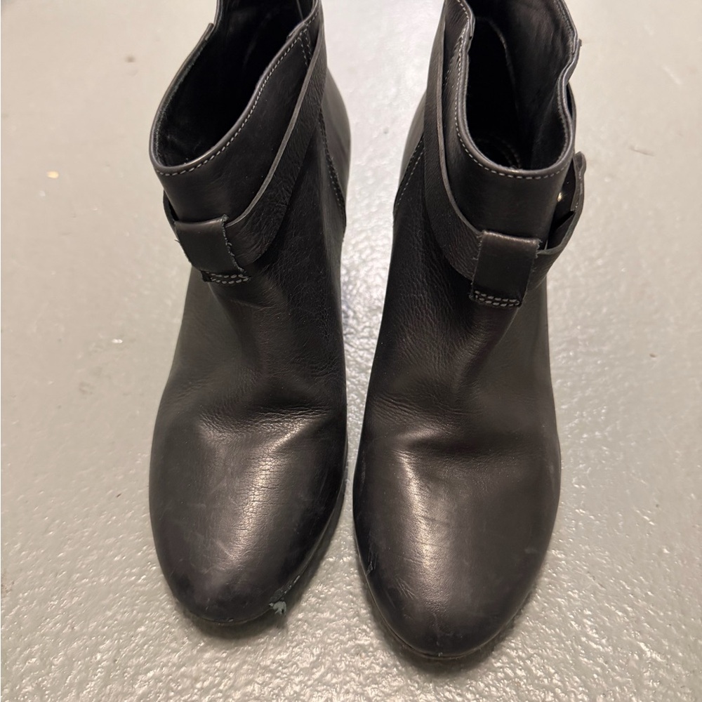 n.d.c. Sleek Black Ankle Boots